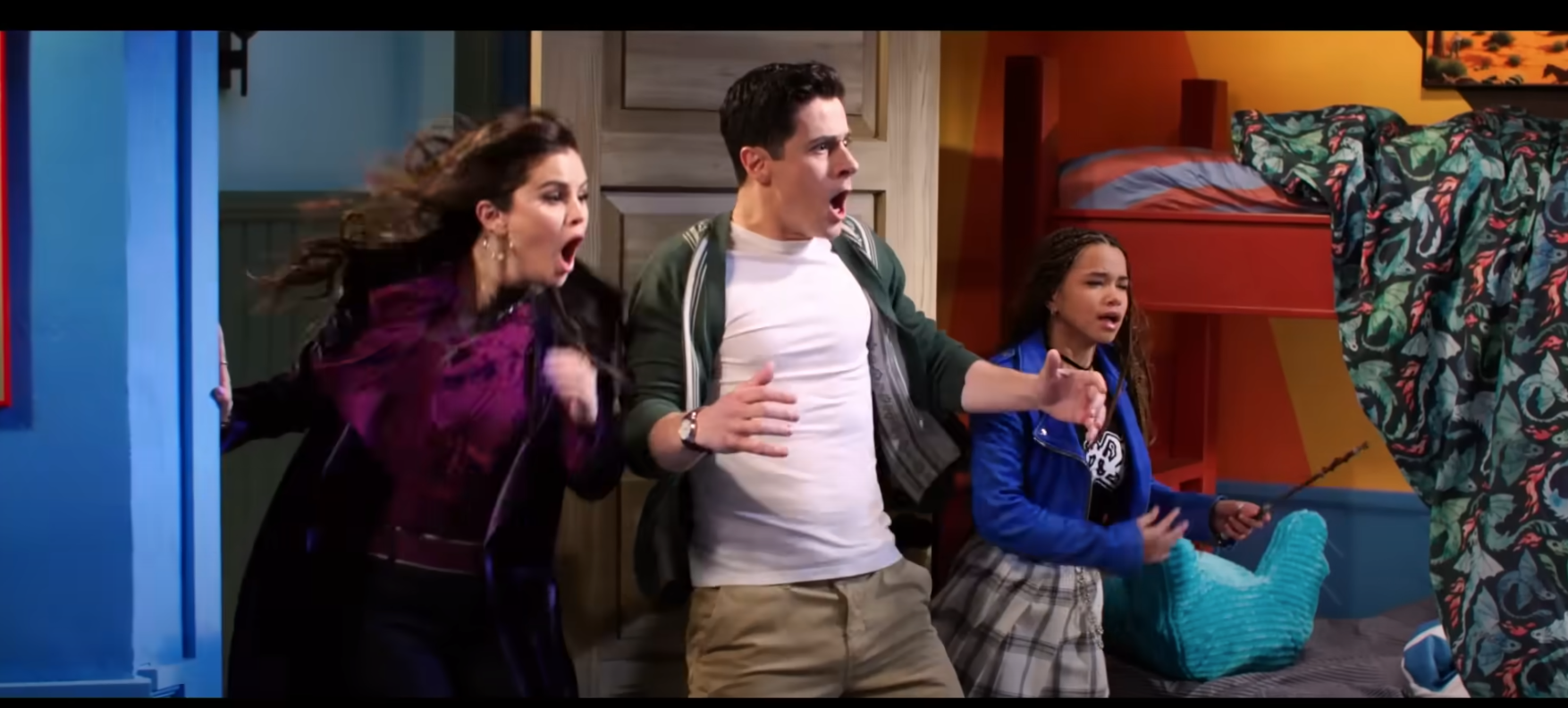 Watch Selena Gomez make her first appearance in Wizards of Waverly Place